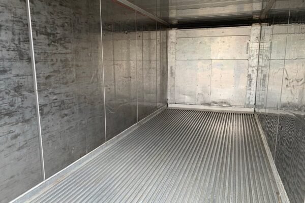20 FT Used Insulated Shipping Container - Image 5